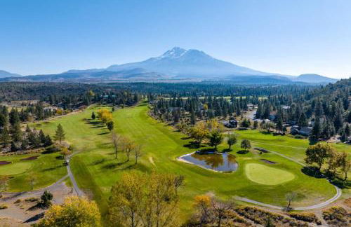 Lake Shastina Golf Resort - Foto 1