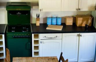 RB Contractor Stays - Dderwen - Photo 8