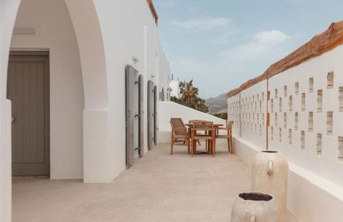 Siora of Paros - Ammiralis & Castelis - Photo 49