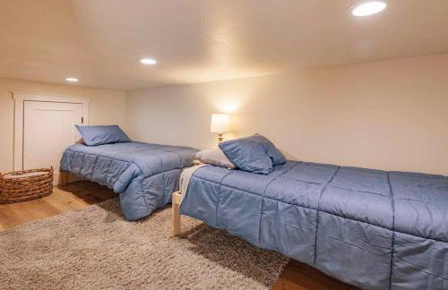 Timberwood Cottage in Downtown Twain Harte - Foto 12