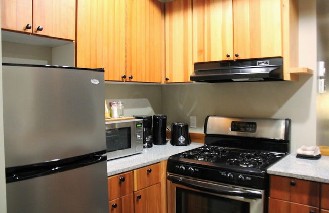 Ocean's Edge - Photo 17