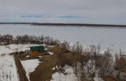 Spacious and Secluded Cabin Rental on Devils Lake in North Dakota - Foto 7