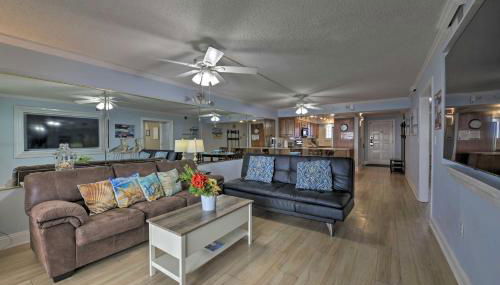 PCB Condo with Community Perks and Beach Access - Foto 2