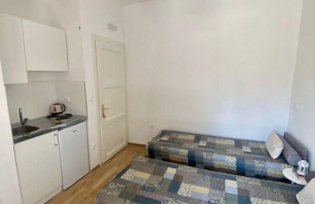 Studios IM - Photo 8