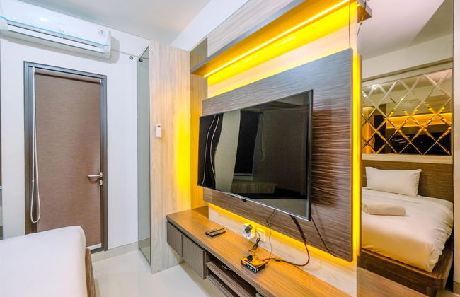 Warm And Minimalist Studio Room Transpark Cibubur Apartment - Foto 18
