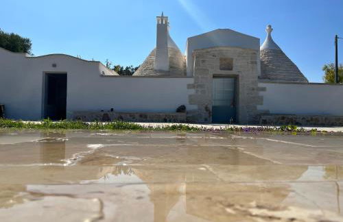 Trullo Lis con Piscina Privata - Foto 17