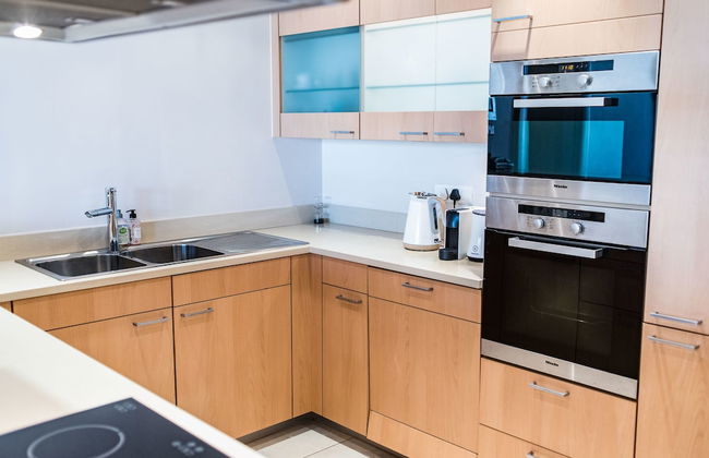 205 Pembroke - Photo 13