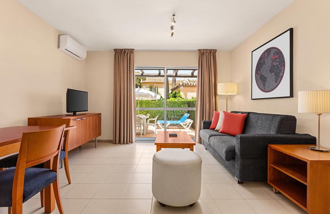 Ramada Hotel & Suites by Wyndham Costa del Sol - Foto 99