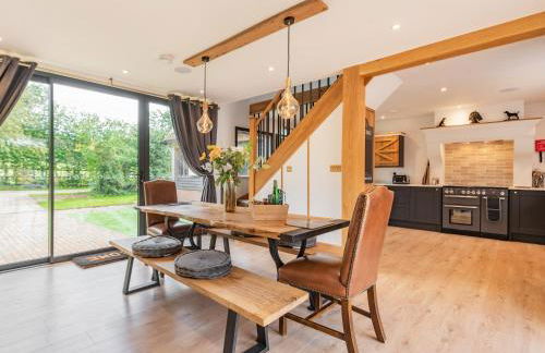 Lucky's Stable - Uk34101 - Foto 8