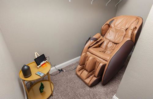 Exclusive, Pool, Massage Chair, Jordan Creek - Foto 12