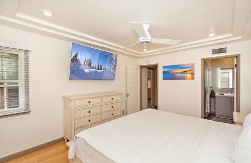 The SOFI Special - Modern Retreat, Dog Friendly - Photo 18