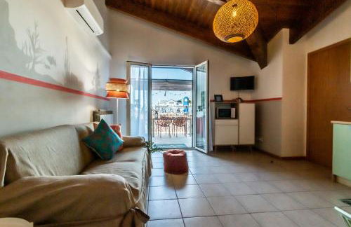 Gioiello Marino Holiday Apt -1 min from the sea- Free parking- Bike- Wi-Fi - Foto 17