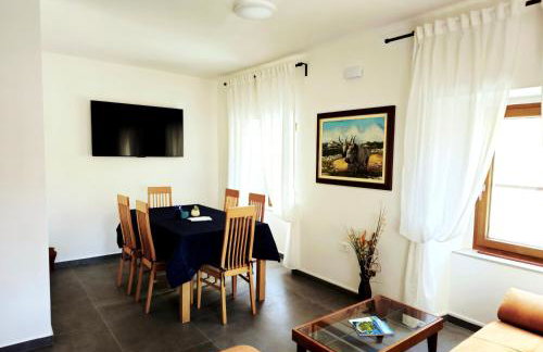 Apartment Veronica - Spacious 3BR Townhouse for 6 Guests at Great Value - Foto 1