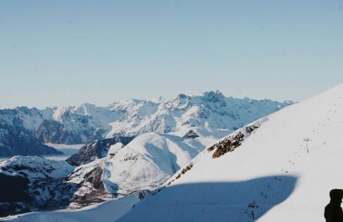 Chalet Le Petit Bes by Leavetown Vacations - Photo 2