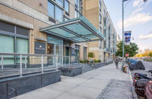 Blueground LIC pool wd nr Gantry Park NYC-1845 - Foto 31