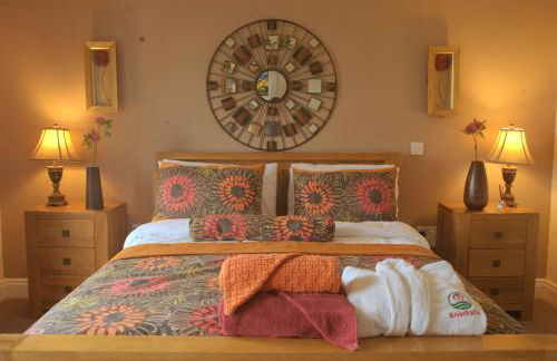 Knockalla luxury property with hot tub suitable for families - Foto 79