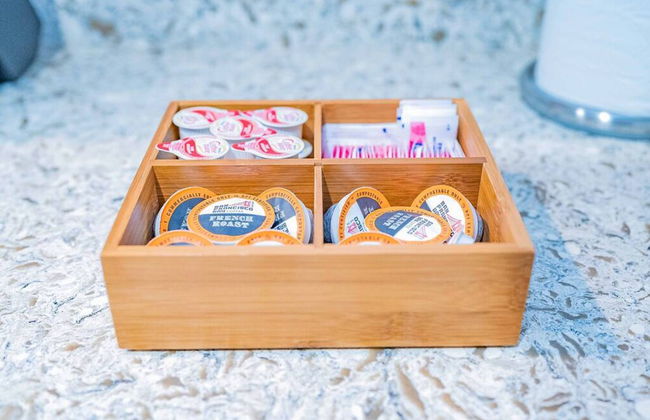 Elegant Country Retreat With Serene Patio Haven - Foto 18