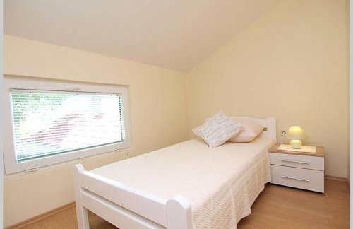 Peaceful Villa Fioretta with relaxing pool - Foto 19