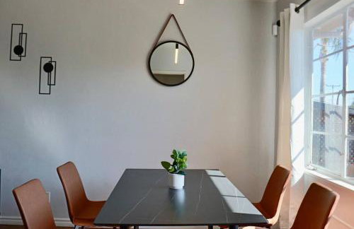 Modern La Cresta - Photo 5