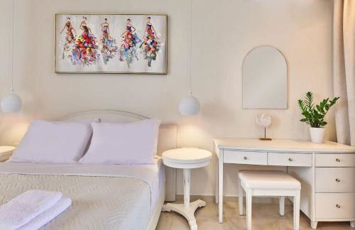 Superior family apartment w/pool dining area - Photo 11