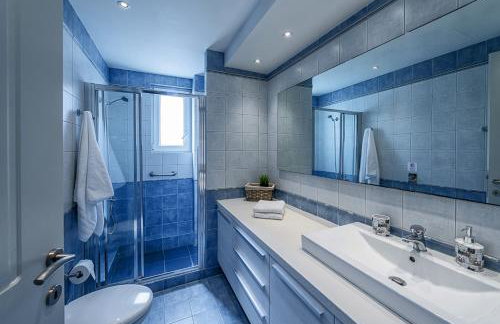 Villa Penelope with Private Heated Pool - Photo 21
