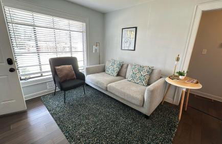 Stylish 2BR 1 Mile From Downtown And The Aquarium - Foto 3