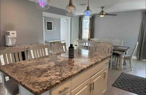 Jersey Shore Beach House close to NYC Ferry + Bus - Foto 11