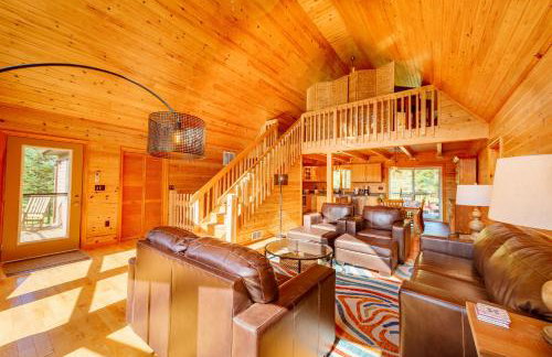 Adirondack Alpine Cabin with Hot Tub, Near Whiteface, Lake Placid, Game Rm, Fenced Yard, Views - Foto 4