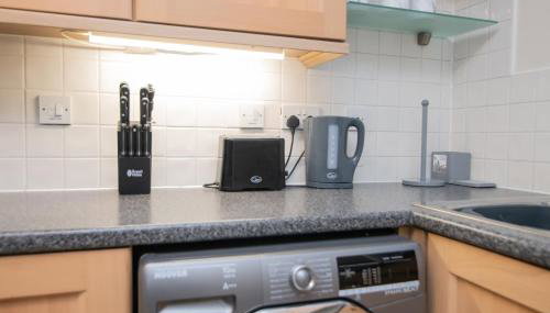 5 bed house with free parking in quiet location - Foto 2, toaster