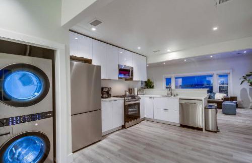 Lux Escape 3 • Views 2 Hot Tubs Games Mini Golf - Photo 26