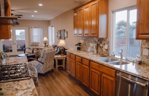 Steps to the Beach! Rooftop Deck! Firepit & BBQ! - Photo 25