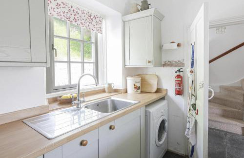 Lobster Pot Portloe views of the village and sea - Photo 15