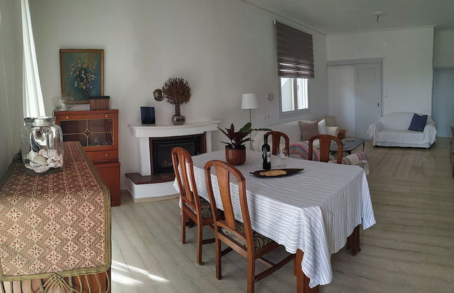Charming 2-bed Vacation House in Lagonisi Attikis - Photo 15