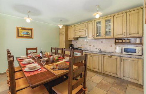 Cozy Home In Tinjan With Wifi - Foto 4