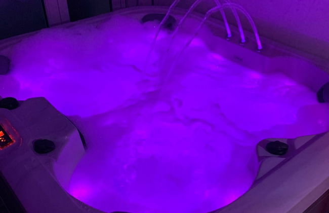 Get Away Home With Hot Tub Sleeps 6 - Foto 16