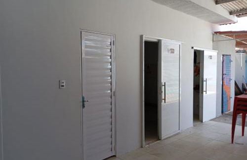 Casa de Férias- Com 2 quartos, Piscina e Churrasqueira - Foto 4