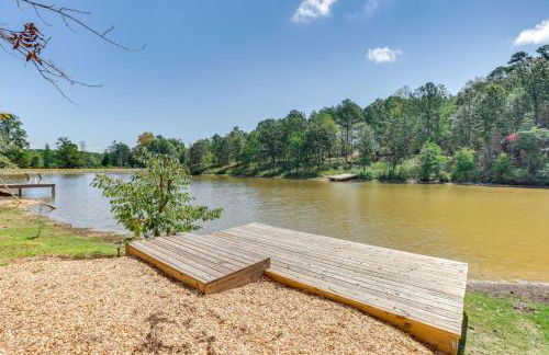 New 3BR Lakefront Home w Dock and Fishing Pond - Foto 24