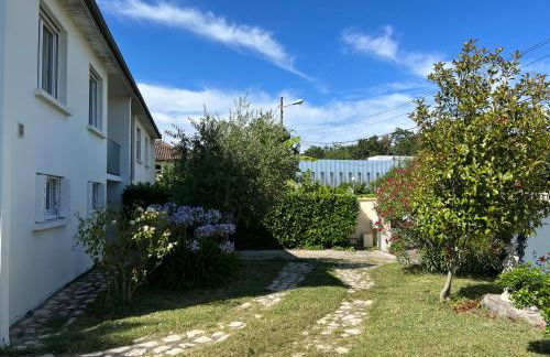 Maison indépendante avec 6 chambres proche du tram A - Foto 6