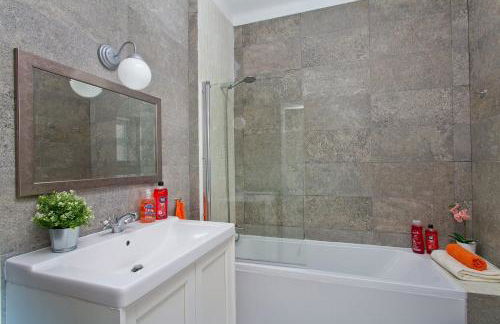 Villa Machado by Villa Plus - Photo 14