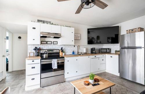 Bright 2BR Oasis Desert Charm and BBQ Nights - Foto 3