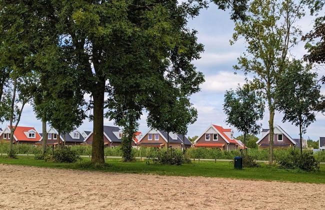 Quiet Lakeside Escape for Four - Foto 30