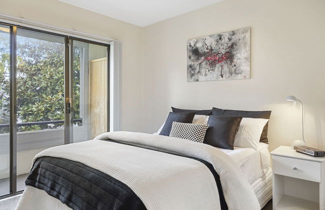 Stylish Central 2BR Apt nr Hospital - Foto 5