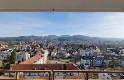 Design Apartment mit Blick auf Freiburg - Foto 15