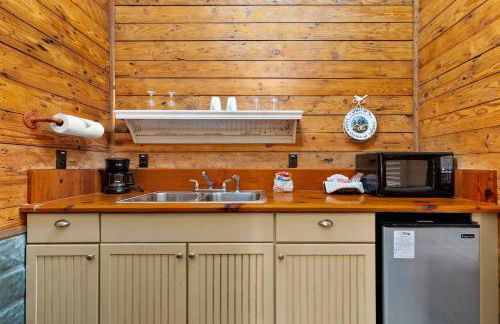 #24 at Gruene Silo Inn - Foto 10