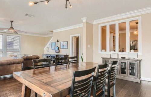 Warm Suburban 3BR Townhome near DT - Foto 4