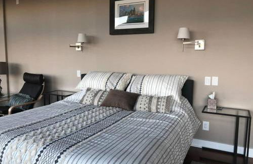 Romantic Spacious Suite with Salish Sea & Mountain Views at Seattle Luxury Estate - Foto 50