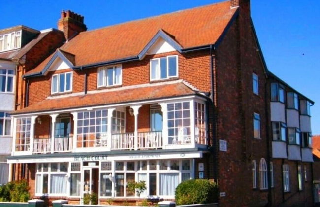 Beach Court Holiday Apartments - Foto 1