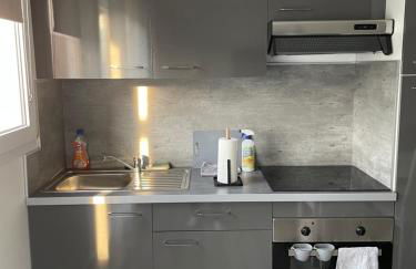 Maison 100m2 uniquement famille & professionnel - Foto 8