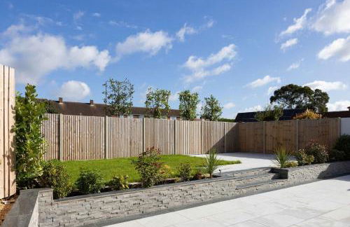 Modern 5-Bedroom Retreat Nr Coast - Foto 37