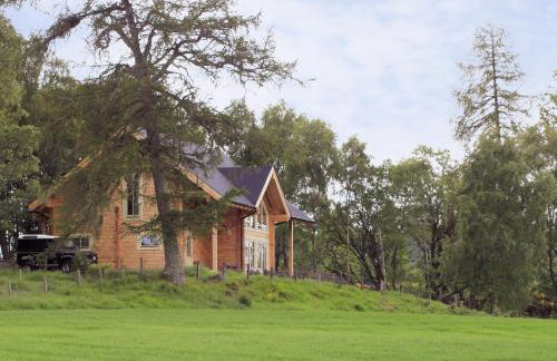 Moonshine Cottage - Photo 1